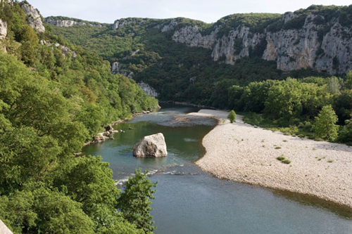 Fiume Rodano in Provenza, Francia